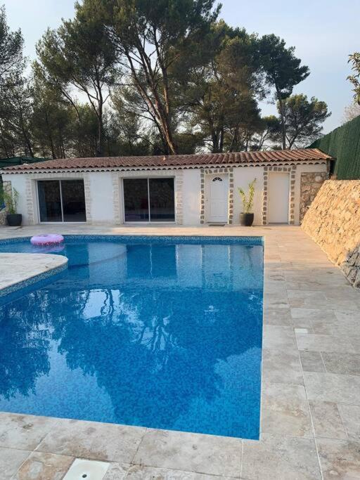 Jolie Maison Avec Vue Sur Piscine Bouc-Bel-Air Extérieur photo