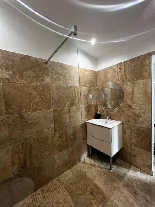 Jolie Maison Avec Vue Sur Piscine Bouc-Bel-Air Extérieur photo