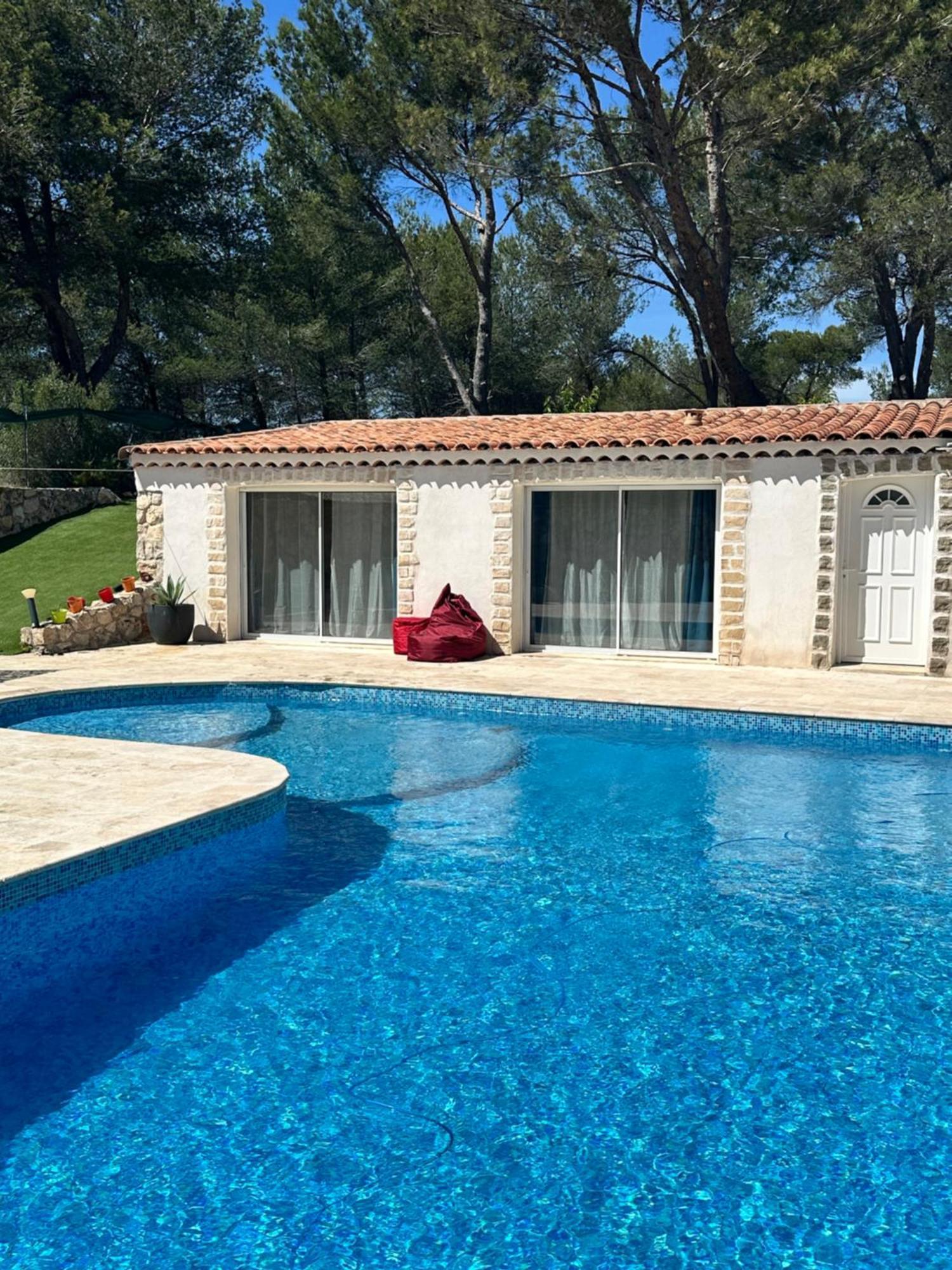 Jolie Maison Avec Vue Sur Piscine Bouc-Bel-Air Extérieur photo